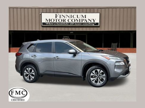 Used 2023 Nissan Rogue SV FWD image 1