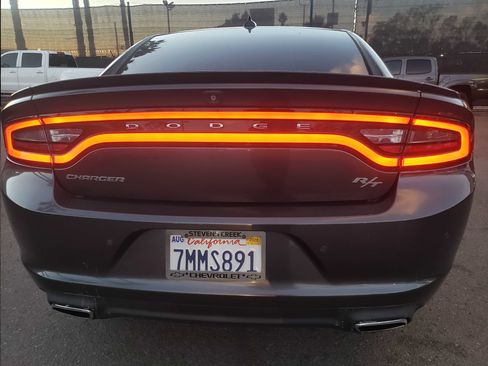 Used 2015 Dodge Charger R/T w/ Plus Group image 6