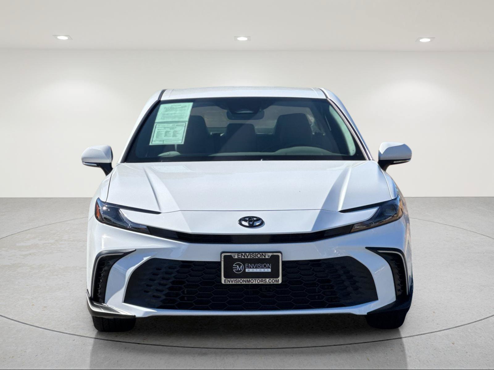 Used 2026 Toyota Camry SE w/ Multimedia Upgrade Package FWD image 9