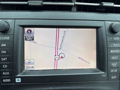 Used 2011 Toyota Prius Three w/ Navigation Pkg image 27