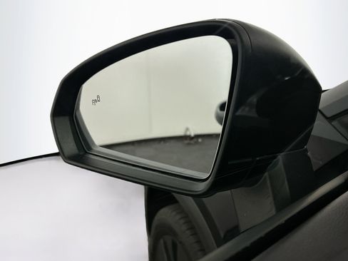 Used 2024 Volkswagen Taos S FWD image 16