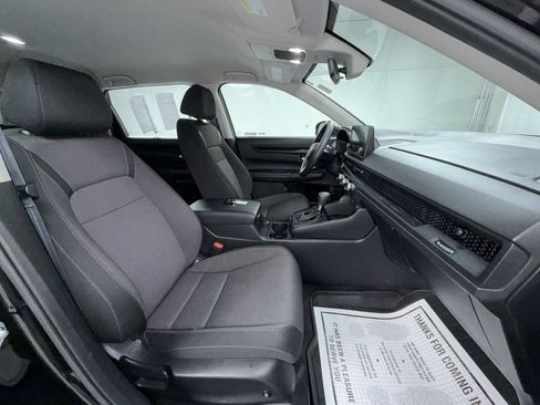 Used 2024 Honda CR-V LX image 13