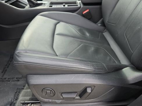 Used 2025 Audi Q3 2.0T Premium AWD/4WD image 33