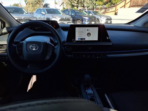 Certified 2023 Toyota Prius XLE image 20