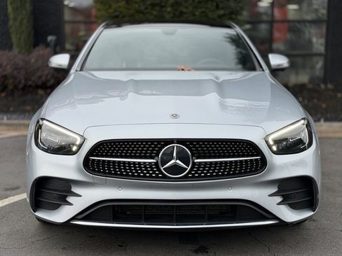 Used 2021 Mercedes-Benz E 350 4MATIC Sedan image 3