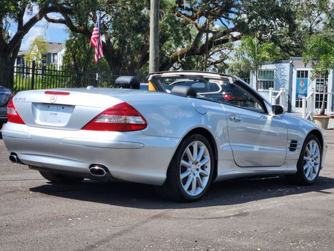 Used 2007 Mercedes-Benz SL 550 w/ Premium Pkg I image 4