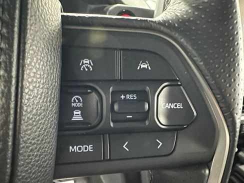 Used 2025 Toyota 4Runner TRD Off-Road image 20