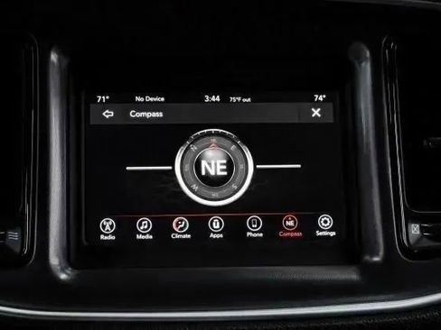 Used 2020 Dodge Challenger SXT image 35