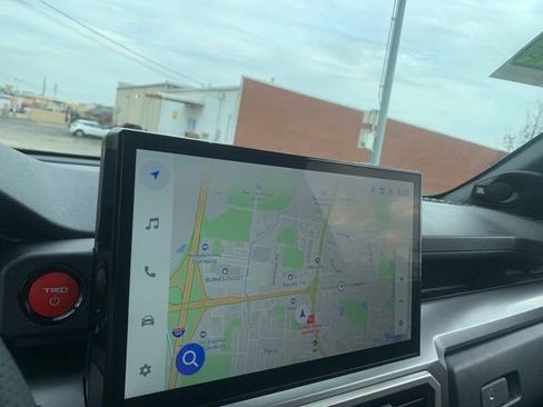 Used 2025 Toyota 4Runner 4WD image 20