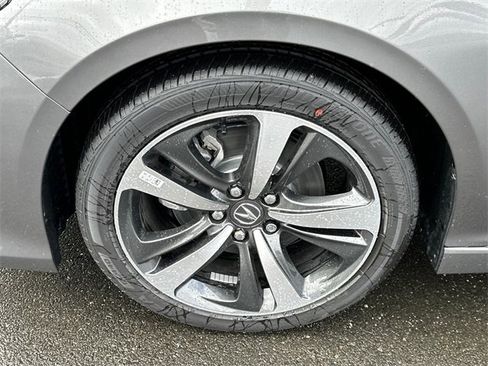 Used 2025 Acura TLX w/ Technology Package image 8