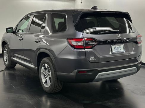 New 2025 Honda Pilot EX-L image 3