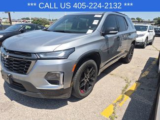 Used 2023 Chevrolet Traverse Premier w/ Redline Edition FWD video 2