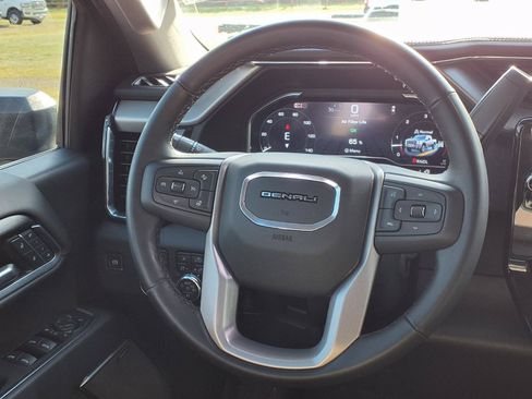 Used 2025 GMC Sierra 2500 Denali w/ Denali Reserve Package AWD/4WD image 23