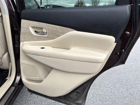 Used 2019 Nissan Murano SL w/ SL Technology Package image 16