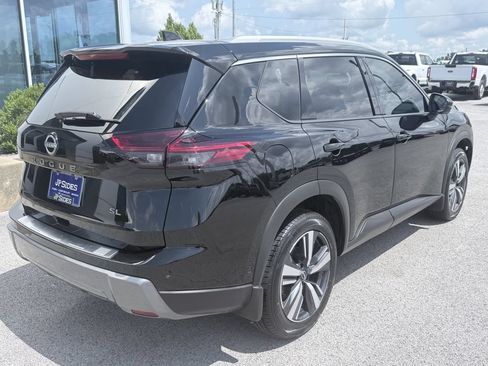 Used 2024 Nissan Rogue SL w/ SL Premium Package FWD image 5