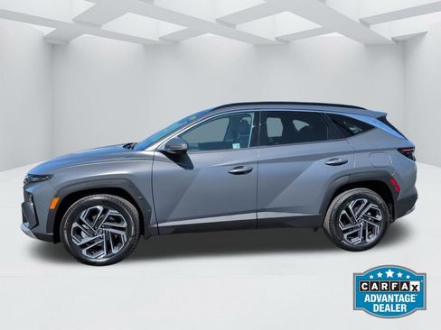 Certified 2025 Hyundai Tucson Limited image 8