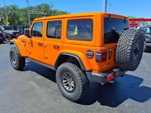 New 2025 Jeep Wrangler Unlimited Rubicon 392 image 4