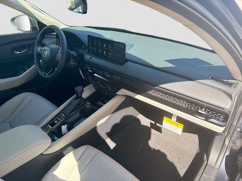 New 2025 Honda Accord EX-L image 25