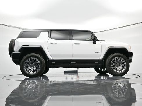 New 2026 GMC Hummer EV SUV AWD/4WD image 39