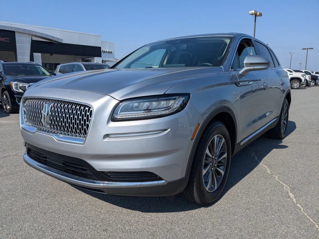 Used 2023 Lincoln Nautilus Reserve FWD image 8
