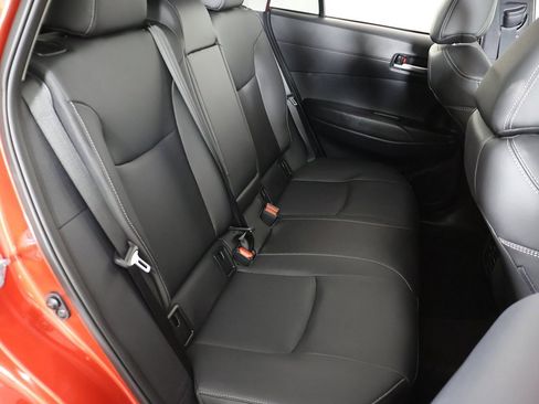 Used 2025 Toyota Corolla Cross XLE image 32