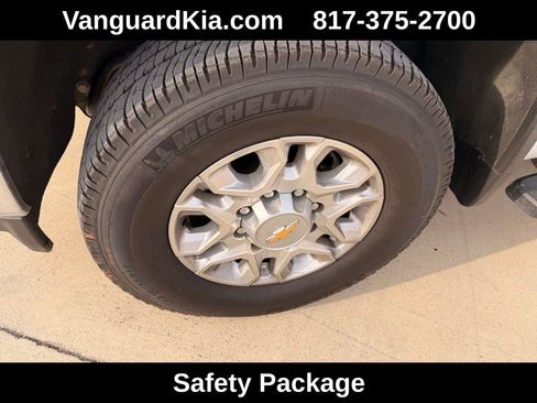 Used 2023 Chevrolet Silverado 2500 LTZ w/ LTZ Convenience Package image 8