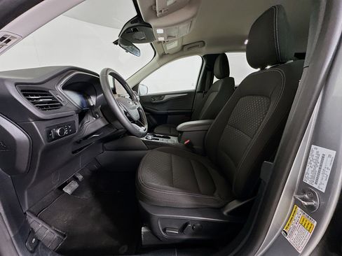 Used 2024 Ford Escape Active w/ Cold Weather Package image 13