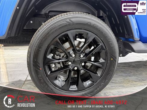 Used 2022 Jeep Gladiator Overland AWD/4WD image 8