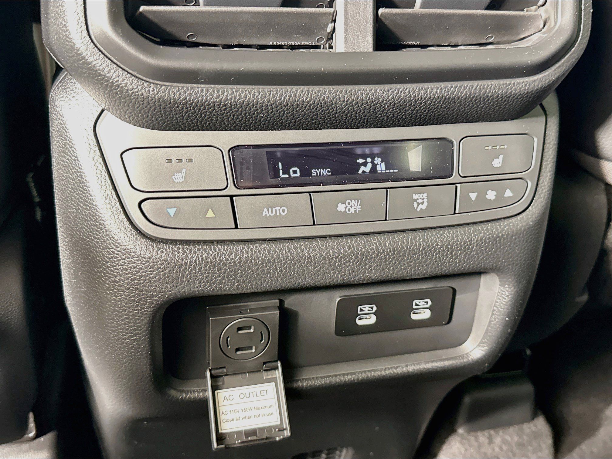 New 2026 Honda Pilot Black Edition image 31
