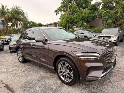 Used 2022 Genesis GV70 2.5T w/ Advanced Package AWD/4WD image 8