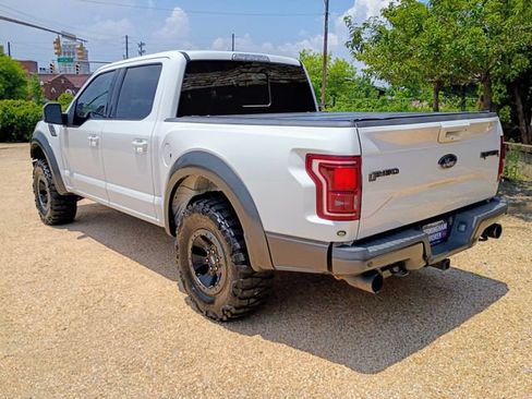 Used 2017 Ford F150 Raptor w/ Equipment Group 802A Luxury AWD/4WD image 10