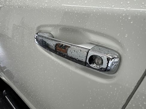 Used 2019 Toyota 4Runner Limited AWD/4WD image 13