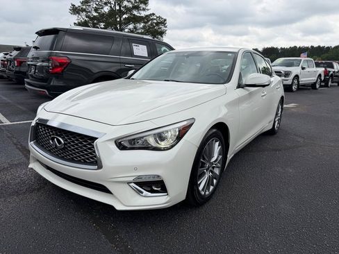 Used 2023 INFINITI Q50 Luxe w/ Cargo Package RWD image 2