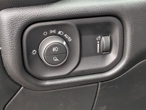 New 2026 RAM 2500 Tradesman image 18