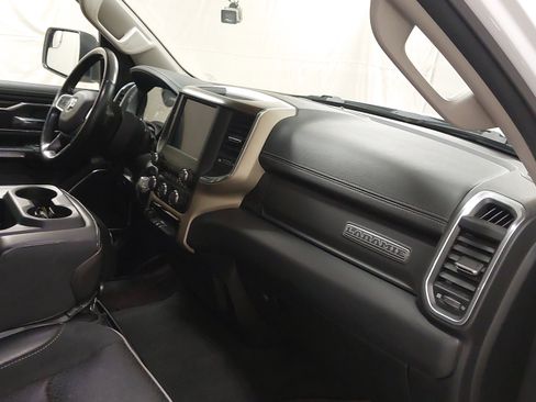 Used 2022 RAM 1500 Laramie AWD/4WD image 29