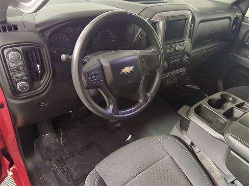 Used 2021 Chevrolet Silverado 1500 Custom image 10