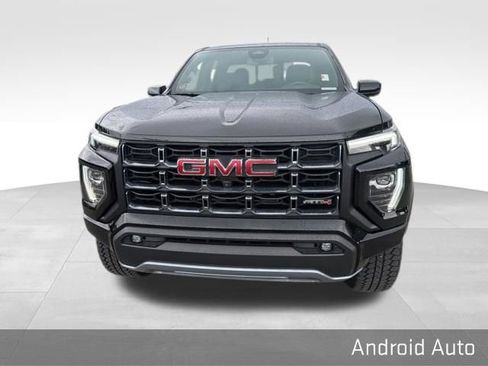 Used 2024 GMC Canyon AT4 w/ AT4 Premium Package AWD/4WD image 5