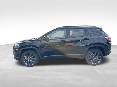 New 2026 Jeep Compass Limited image 4
