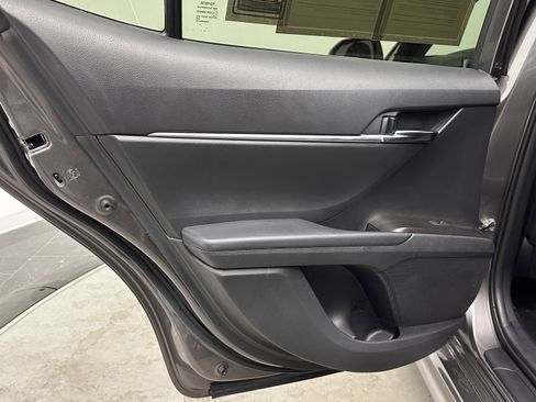 Used 2024 Toyota Camry SE w/ Convenience Package image 23