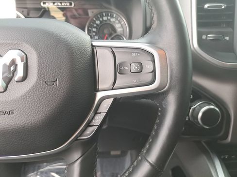Used 2019 RAM 1500 Big Horn AWD/4WD image 16