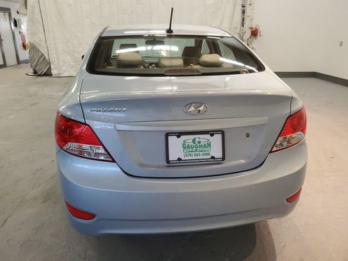 Used 2012 Hyundai Accent GLS FWD image 5