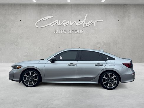 Used 2025 Honda Civic Sport image 11