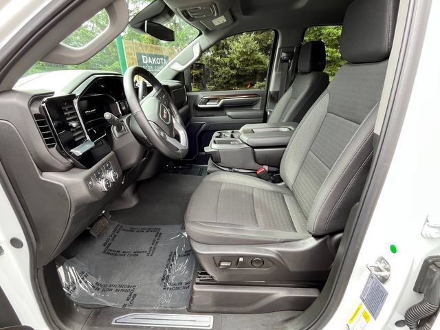 Used 2025 GMC Sierra 2500 SLE w/ SLE Convenience Package AWD/4WD image 6