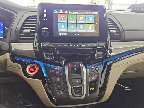 Used 2023 Honda Odyssey Elite image 12