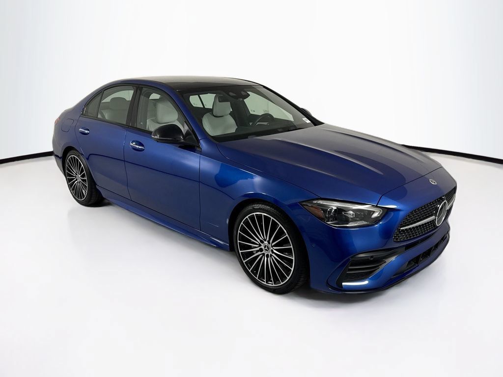 Used 2025 Mercedes-Benz C 300 Sedan image 3
