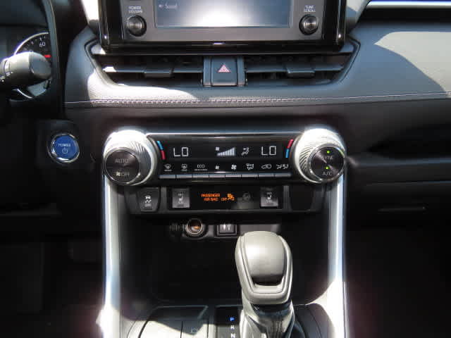 Used 2019 Toyota RAV4 XLE w/ Convenience Package AWD/4WD image 21