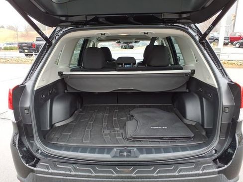 Used 2024 Subaru Forester Premium w/ POP Package 1 image 10