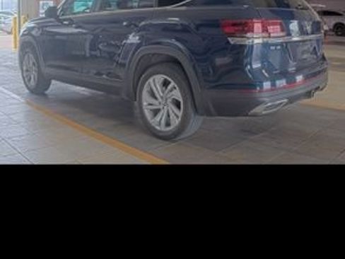 Used 2022 Volkswagen Atlas SE FWD image 2