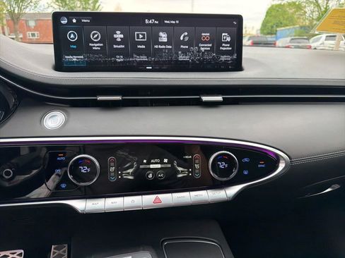 Used 2023 Genesis GV70 3.5T Sport w/ Sport Prestige Package AWD/4WD image 23