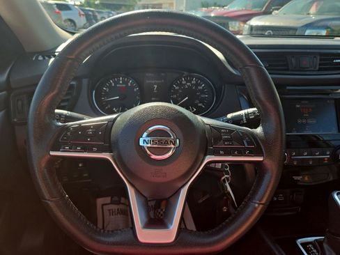Used 2019 Nissan Rogue S w/ Special Edition Package AWD/4WD image 12